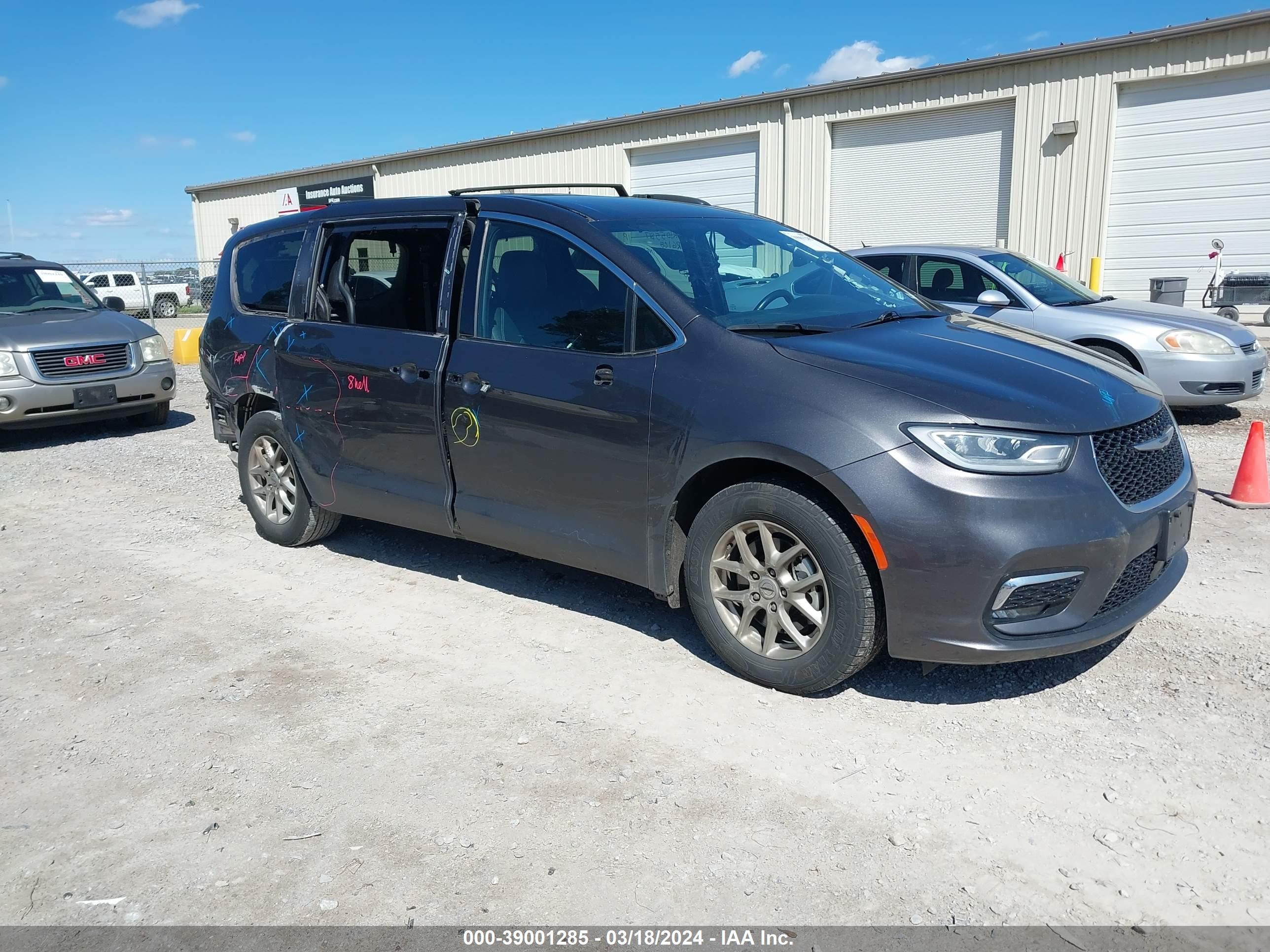 chrysler pacifica 2022 2c4rc1bg6nr136760