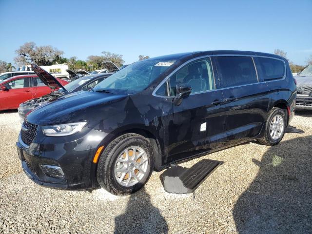 chrysler pacifica t 2024 2c4rc1bg6rr171546