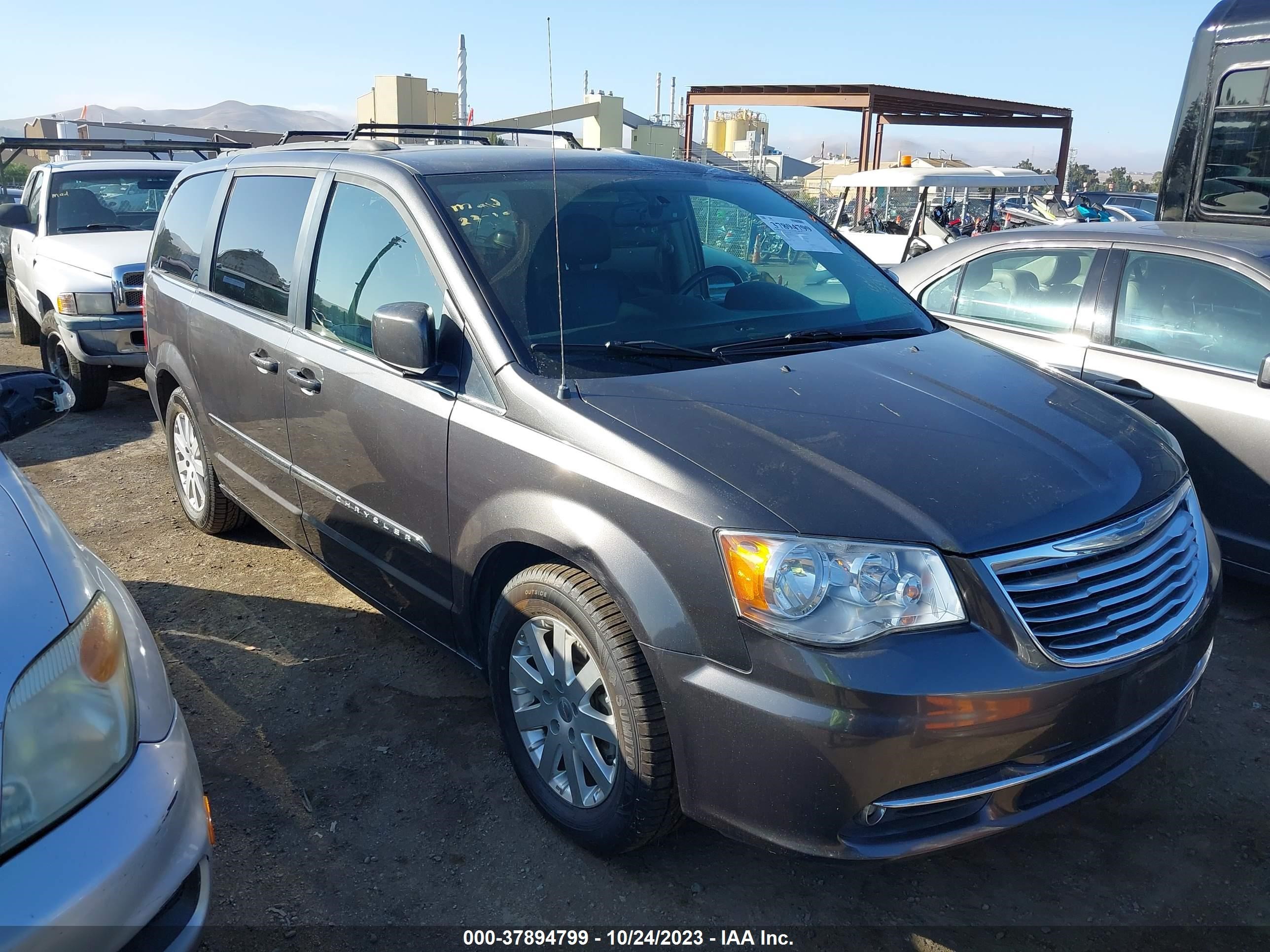 chrysler town & country 2015 2c4rc1bg7fr645273