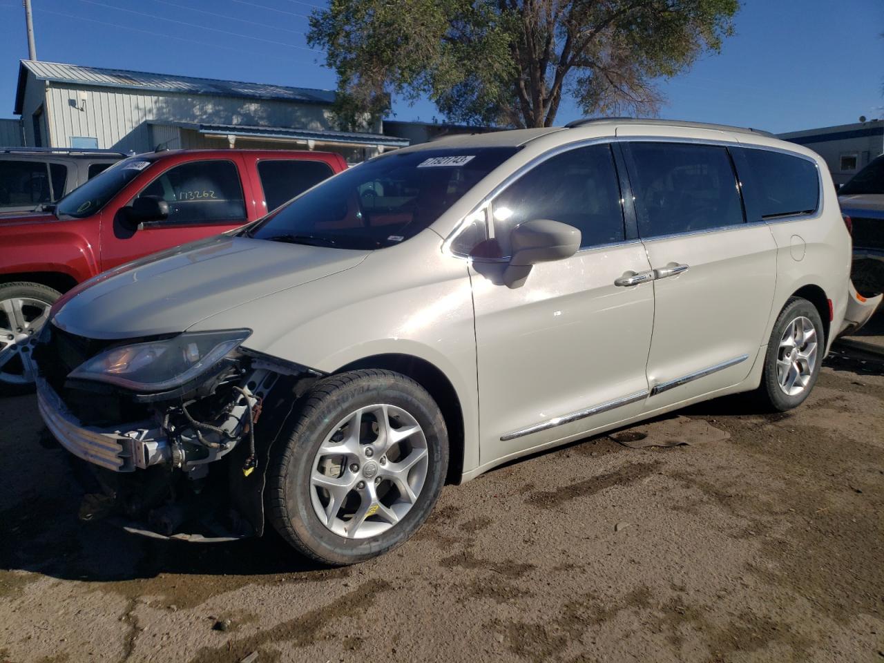 chrysler pacifica 2017 2c4rc1bg7hr654123