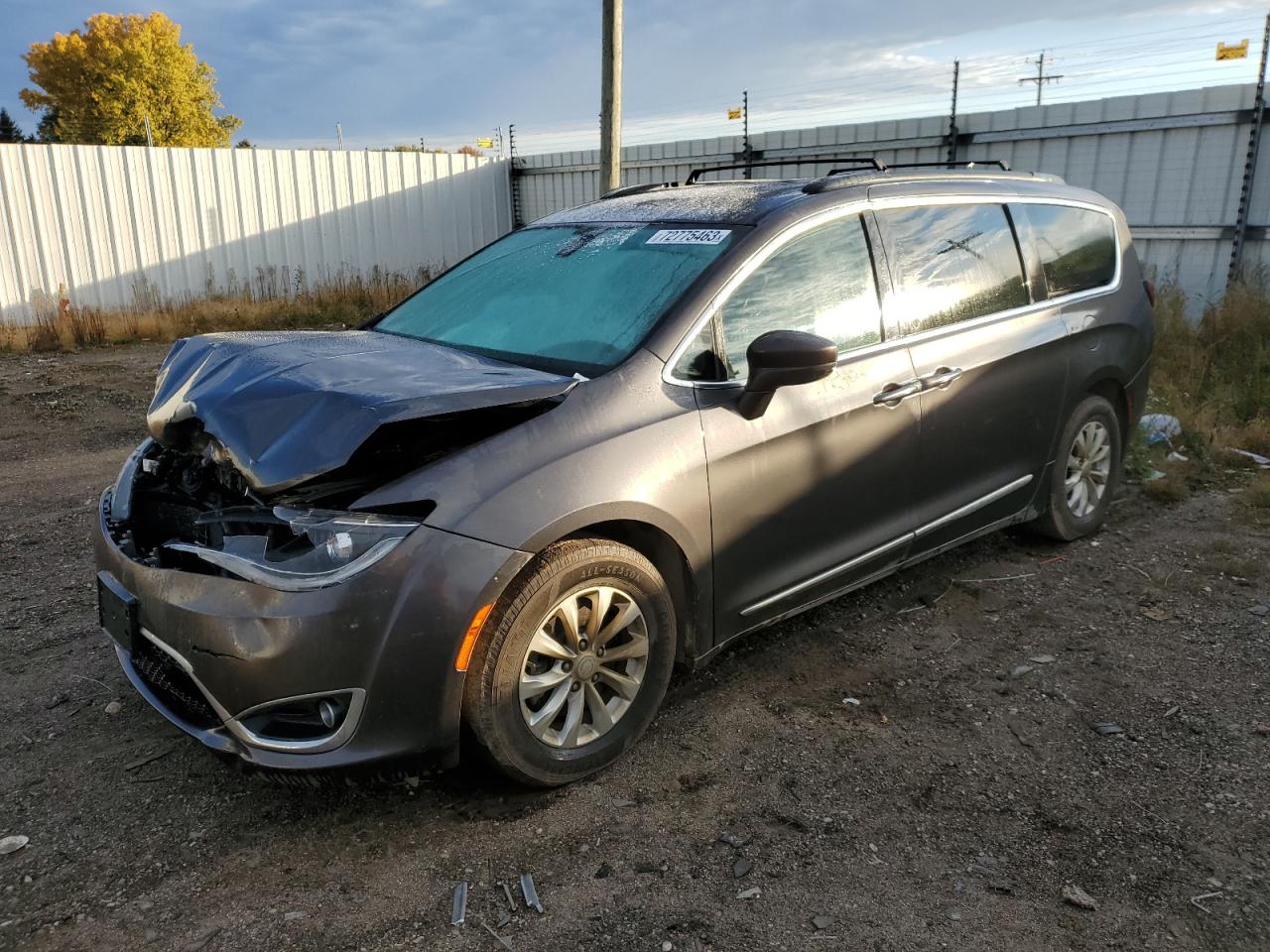 chrysler pacifica 2017 2c4rc1bg7hr747417