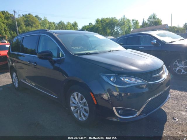 chrysler pacifica 2017 2c4rc1bg7hr841278