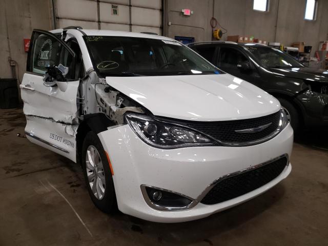 chrysler pacifica t 2018 2c4rc1bg7jr151956