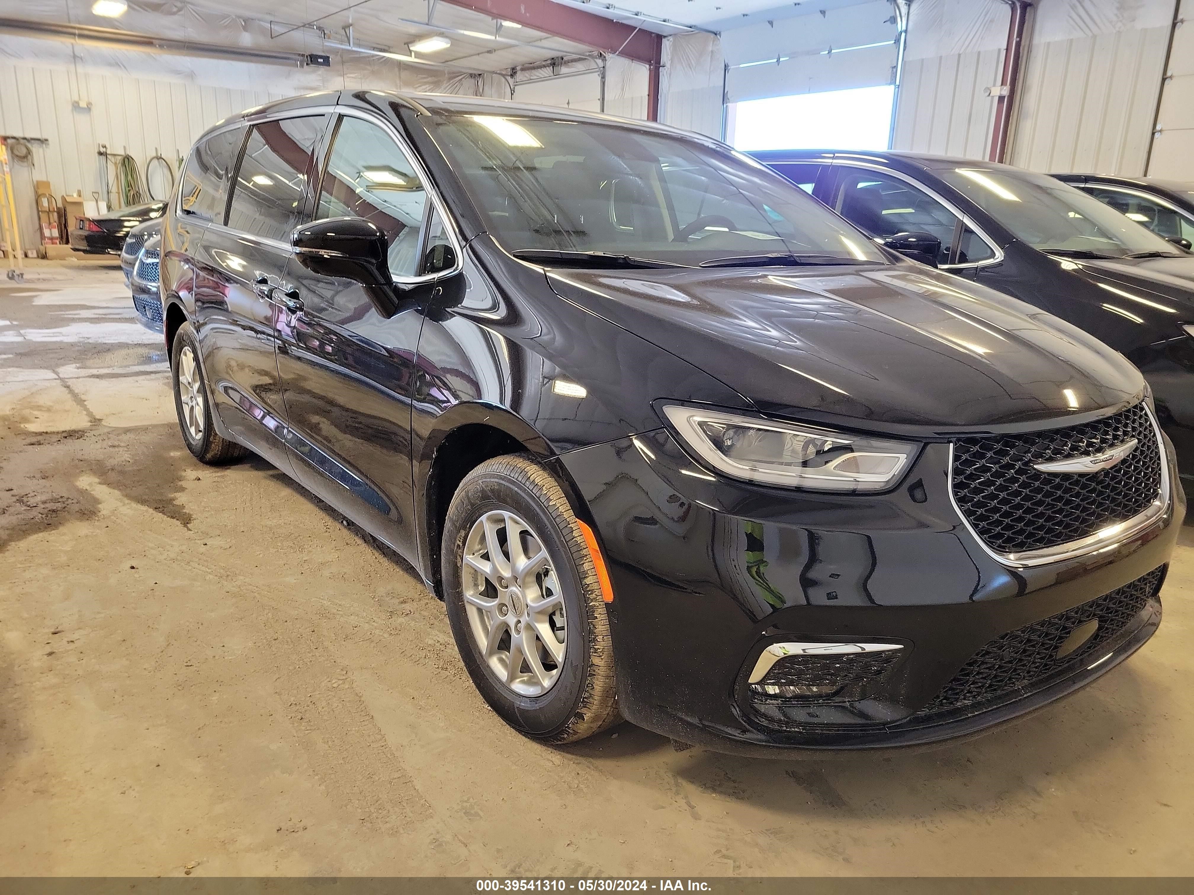 chrysler pacifica 2024 2c4rc1bg7rr165190