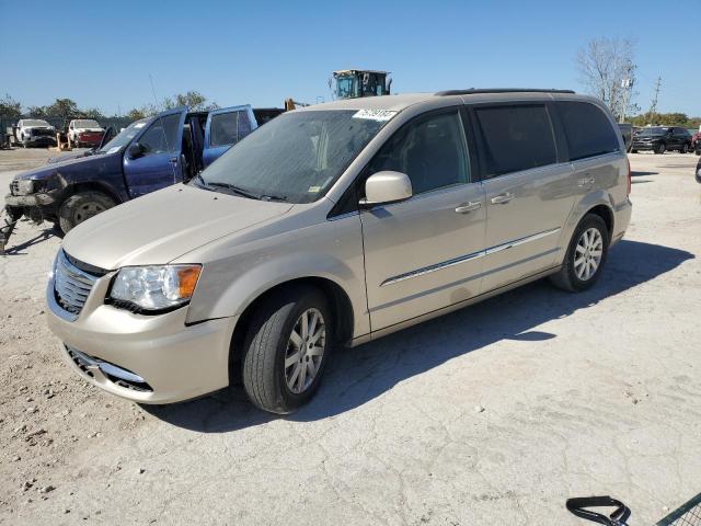 chrysler town & cou 2015 2c4rc1bg8fr675883