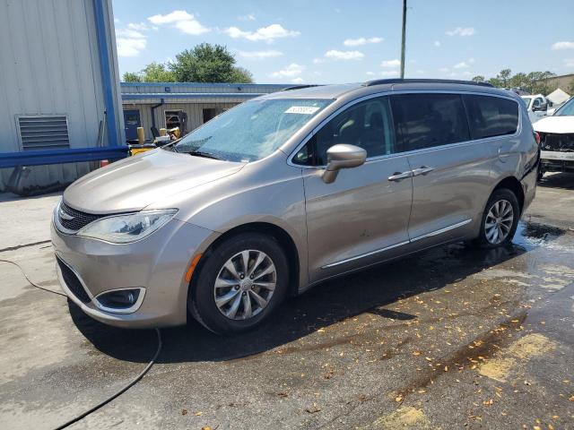 chrysler pacifica 2017 2c4rc1bg8hr535075