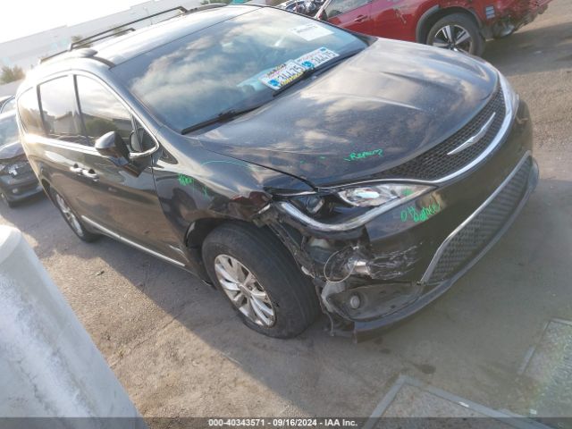 chrysler pacifica 2017 2c4rc1bg8hr539496