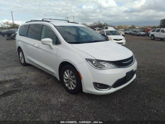 chrysler pacifica 2017 2c4rc1bg8hr572479