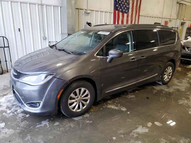 chrysler pacifica t 2017 2c4rc1bg8hr642112