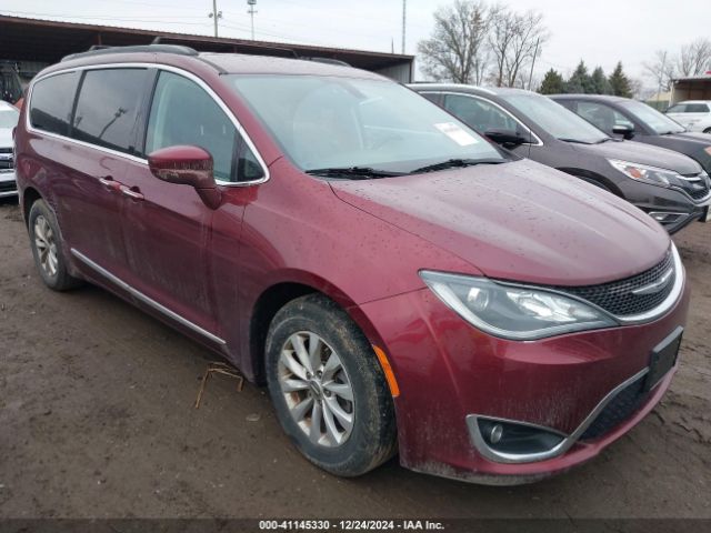 chrysler pacifica 2017 2c4rc1bg8hr642160