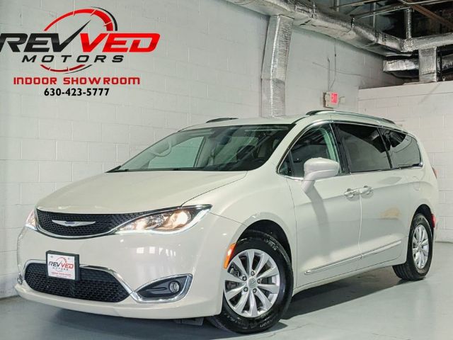 chrysler pacifica 2017 2c4rc1bg8hr704334