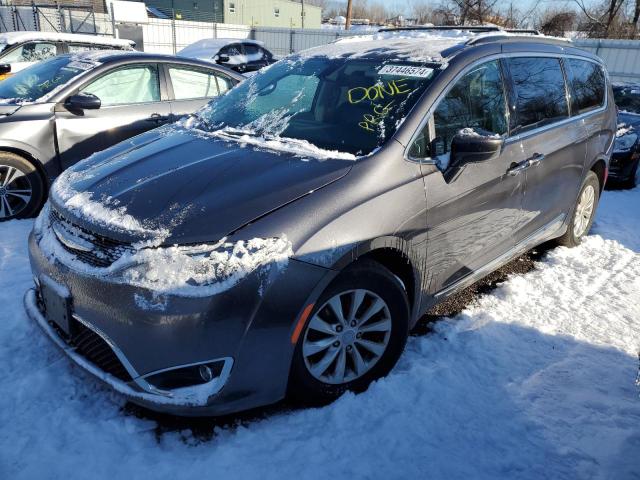 chrysler pacifica 2017 2c4rc1bg8hr788316