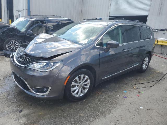 chrysler pacifica t 2017 2c4rc1bg8hr844612