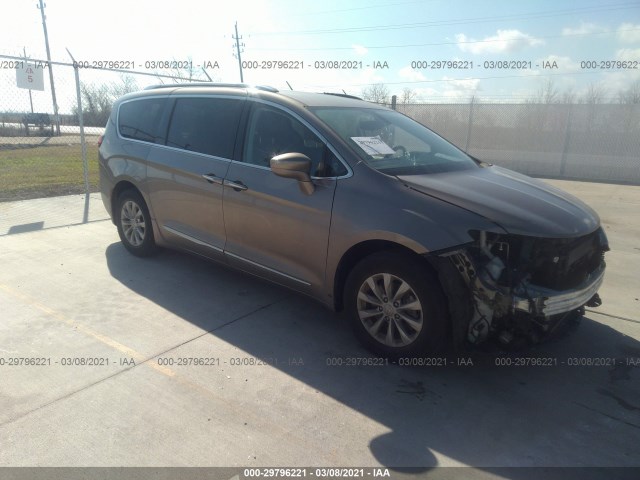 chrysler pacifica 2018 2c4rc1bg8jr143963