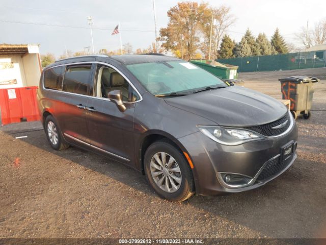 chrysler pacifica 2018 2c4rc1bg8jr353527