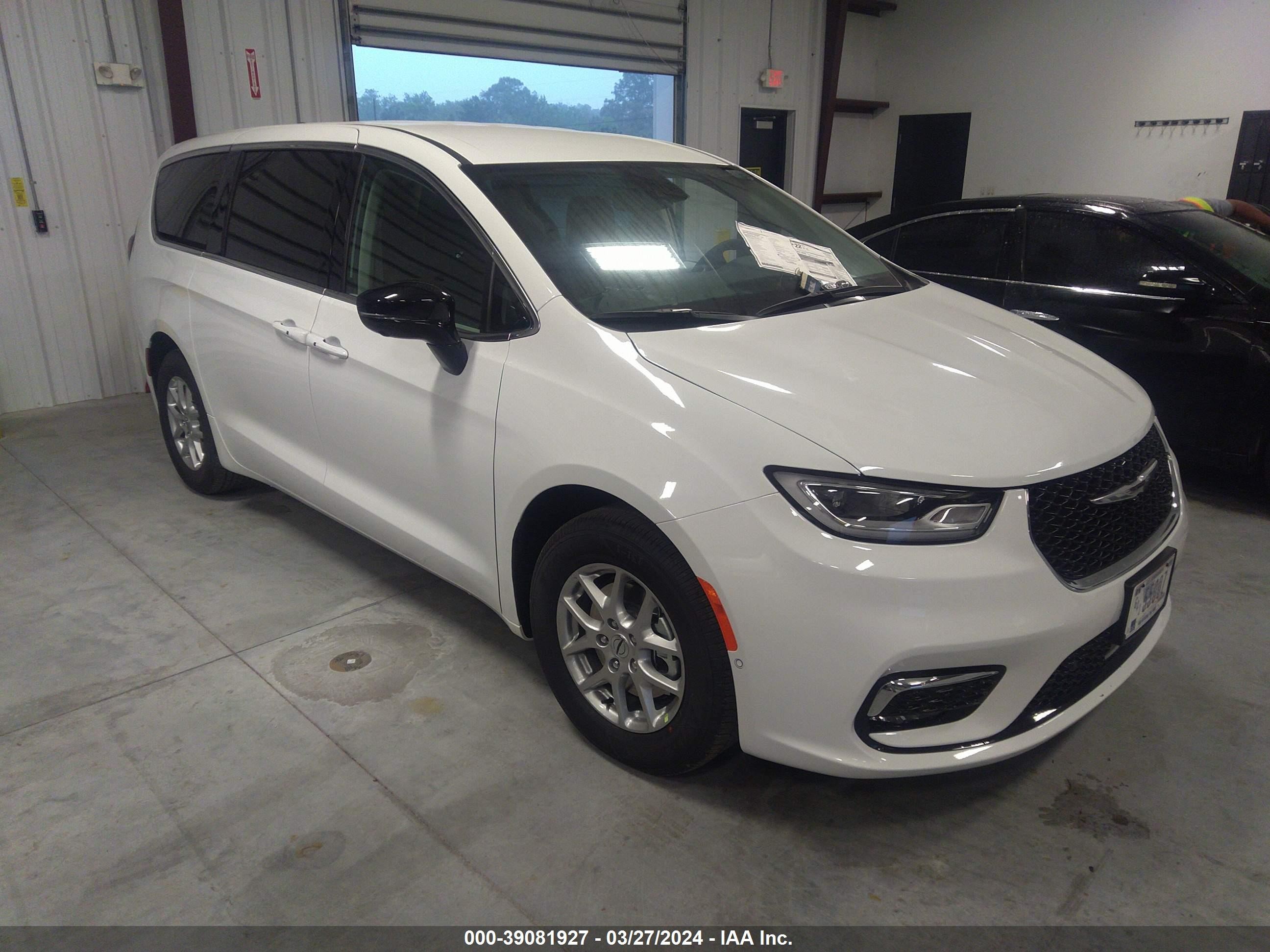 chrysler pacifica 2024 2c4rc1bg8rr132621