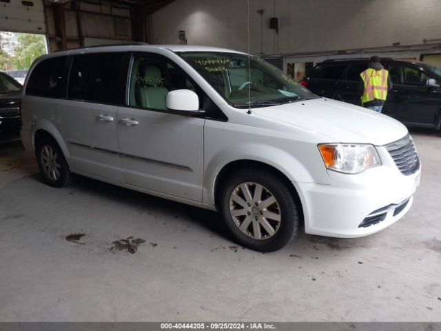 chrysler town and country 2015 2c4rc1bg9fr654380