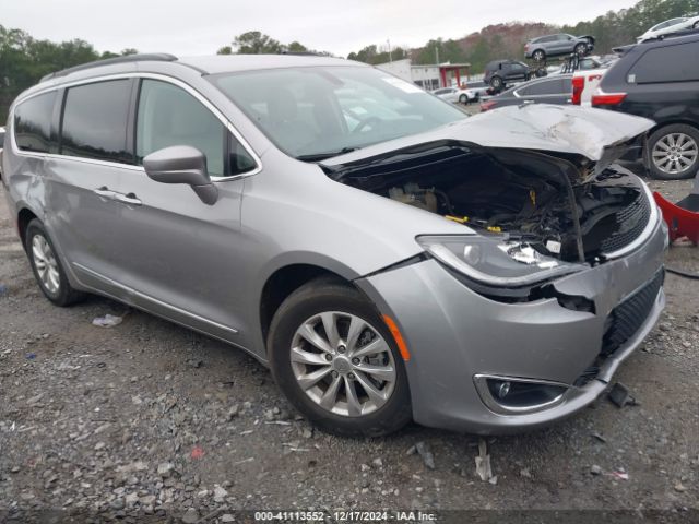 chrysler pacifica 2017 2c4rc1bg9hr593521