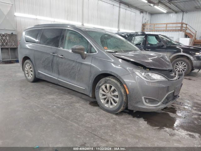 chrysler pacifica 2017 2c4rc1bg9hr614710