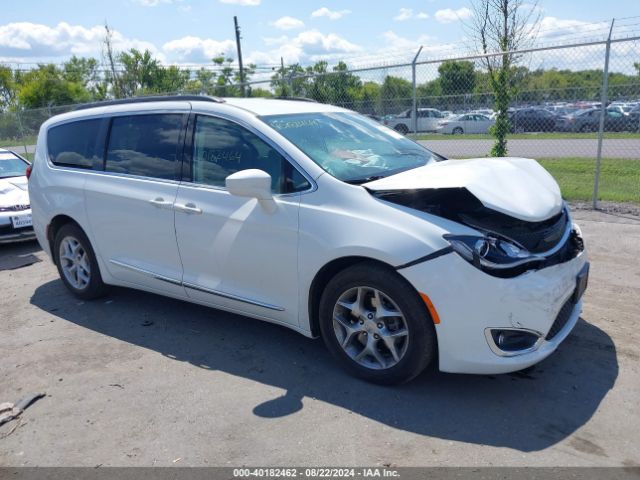 chrysler pacifica 2017 2c4rc1bg9hr683431