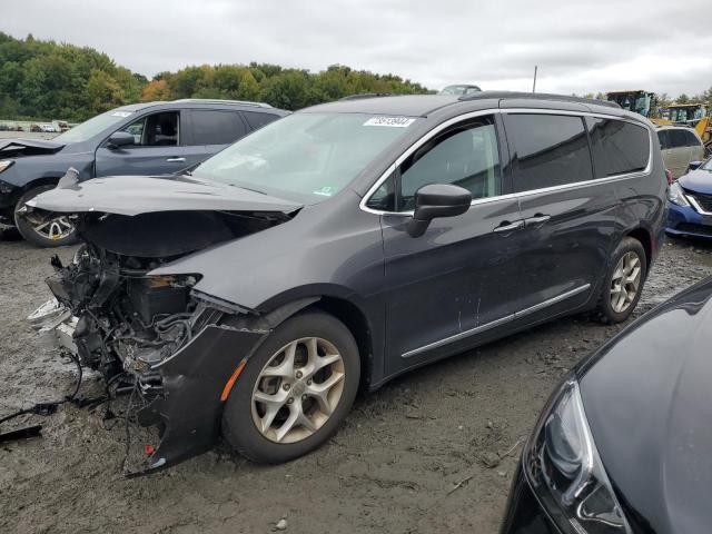 chrysler pacifica t 2017 2c4rc1bg9hr763344