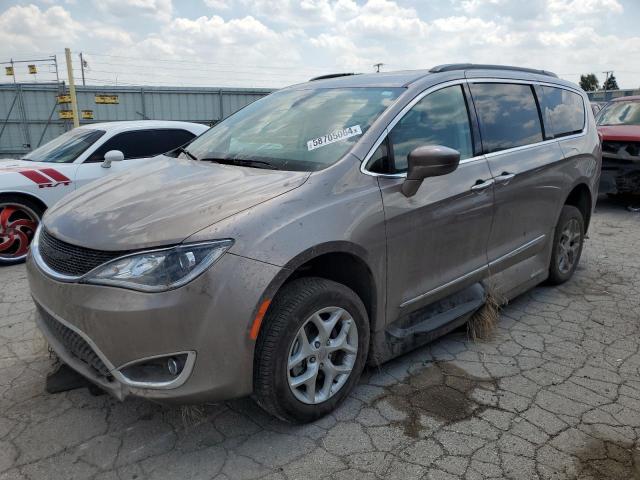 chrysler pacifica 2017 2c4rc1bg9hr810288