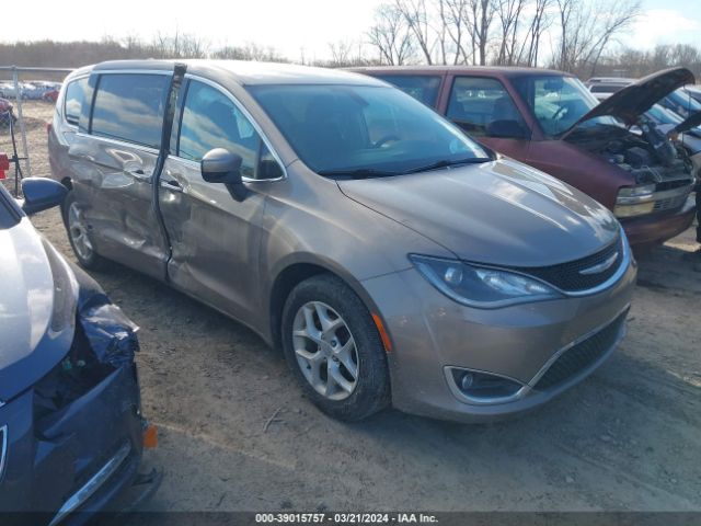 chrysler pacifica 2017 2c4rc1bg9hr823753