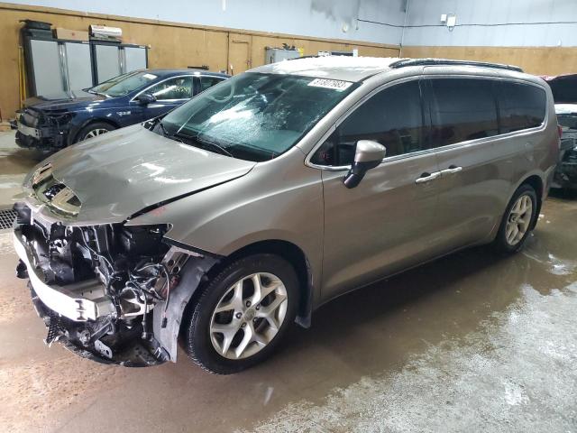 chrysler pacifica 2017 2c4rc1bg9hr841198