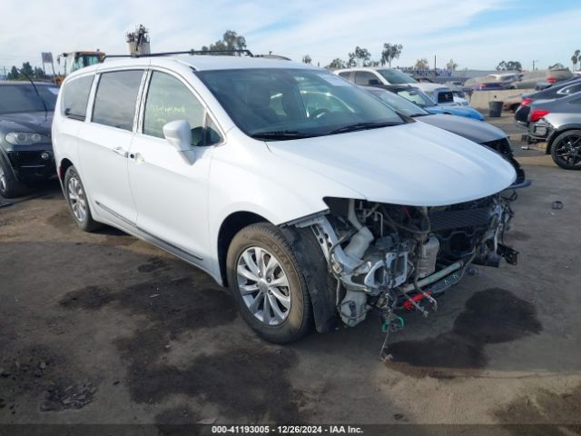 chrysler pacifica 2018 2c4rc1bg9jr217603