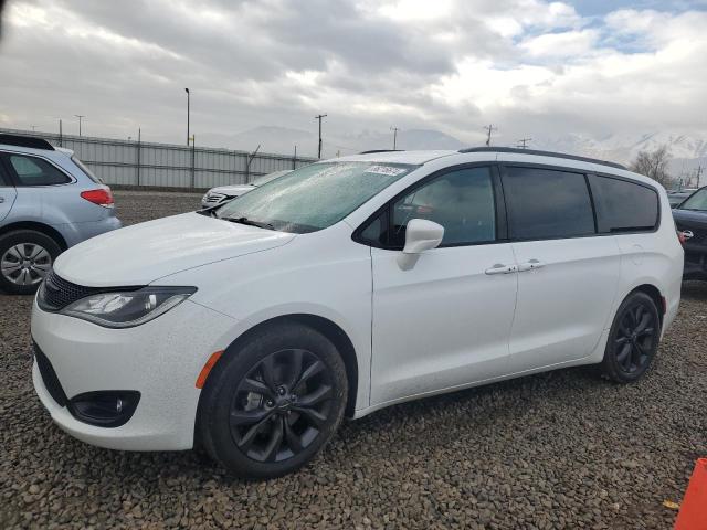 chrysler pacifica t 2018 2c4rc1bg9jr227094