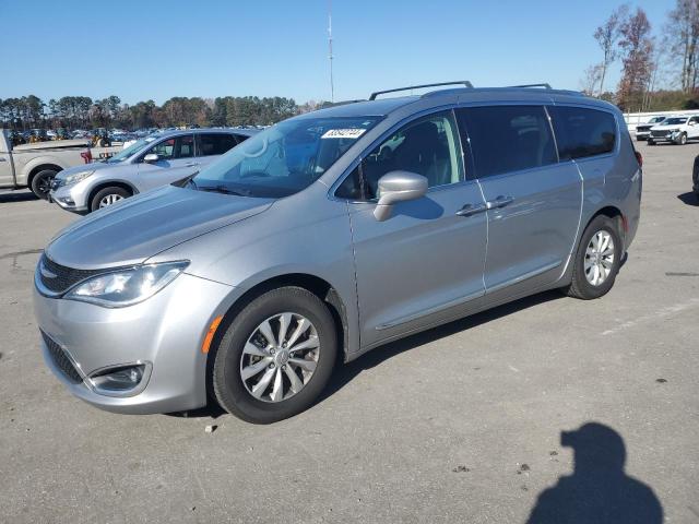 chrysler pacifica t 2018 2c4rc1bg9jr246874