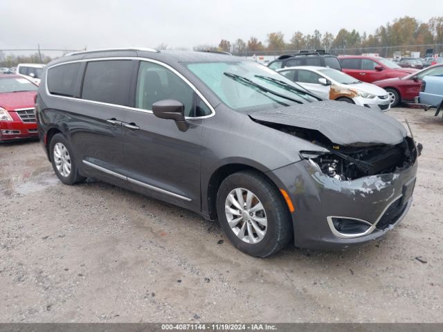 chrysler pacifica 2018 2c4rc1bg9jr275288