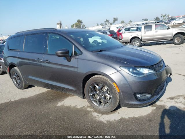 chrysler pacifica 2018 2c4rc1bg9jr293399