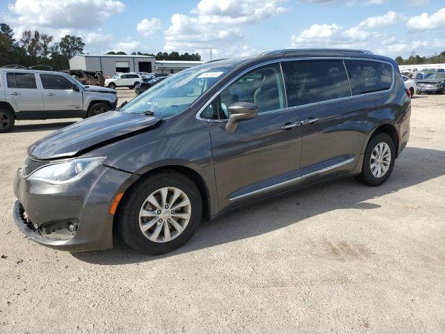 chrysler pacifica t 2019 2c4rc1bg9kr685493