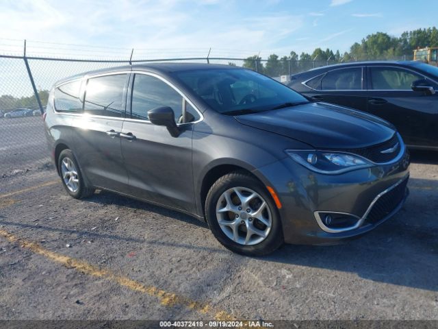 chrysler pacifica 2017 2c4rc1bgxhr768388