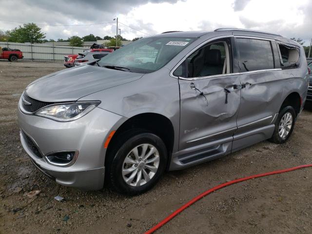 chrysler pacifica 2018 2c4rc1bgxjr115596