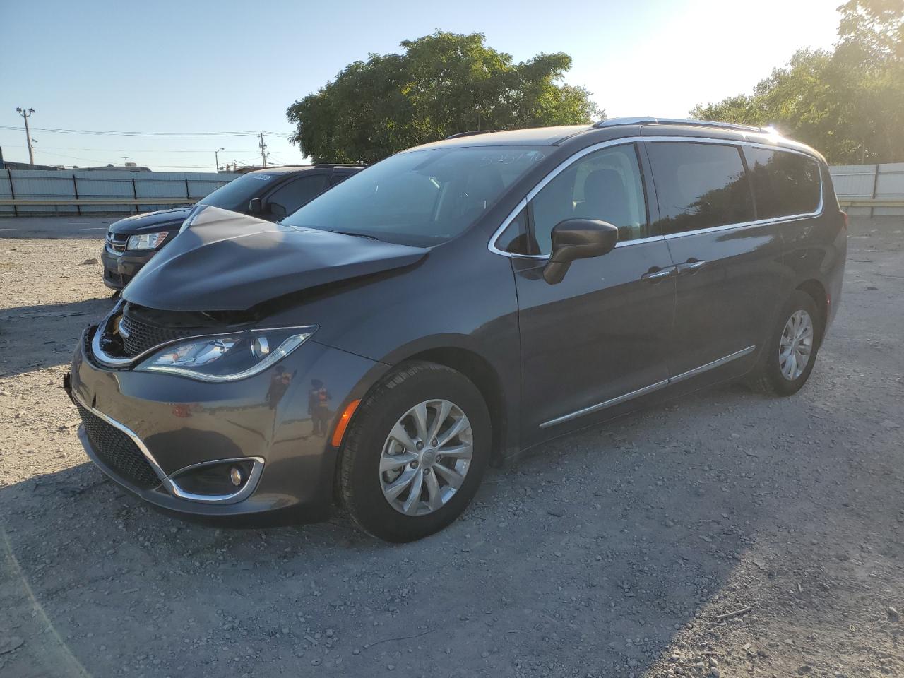 chrysler pacifica 2019 2c4rc1bgxkr525140