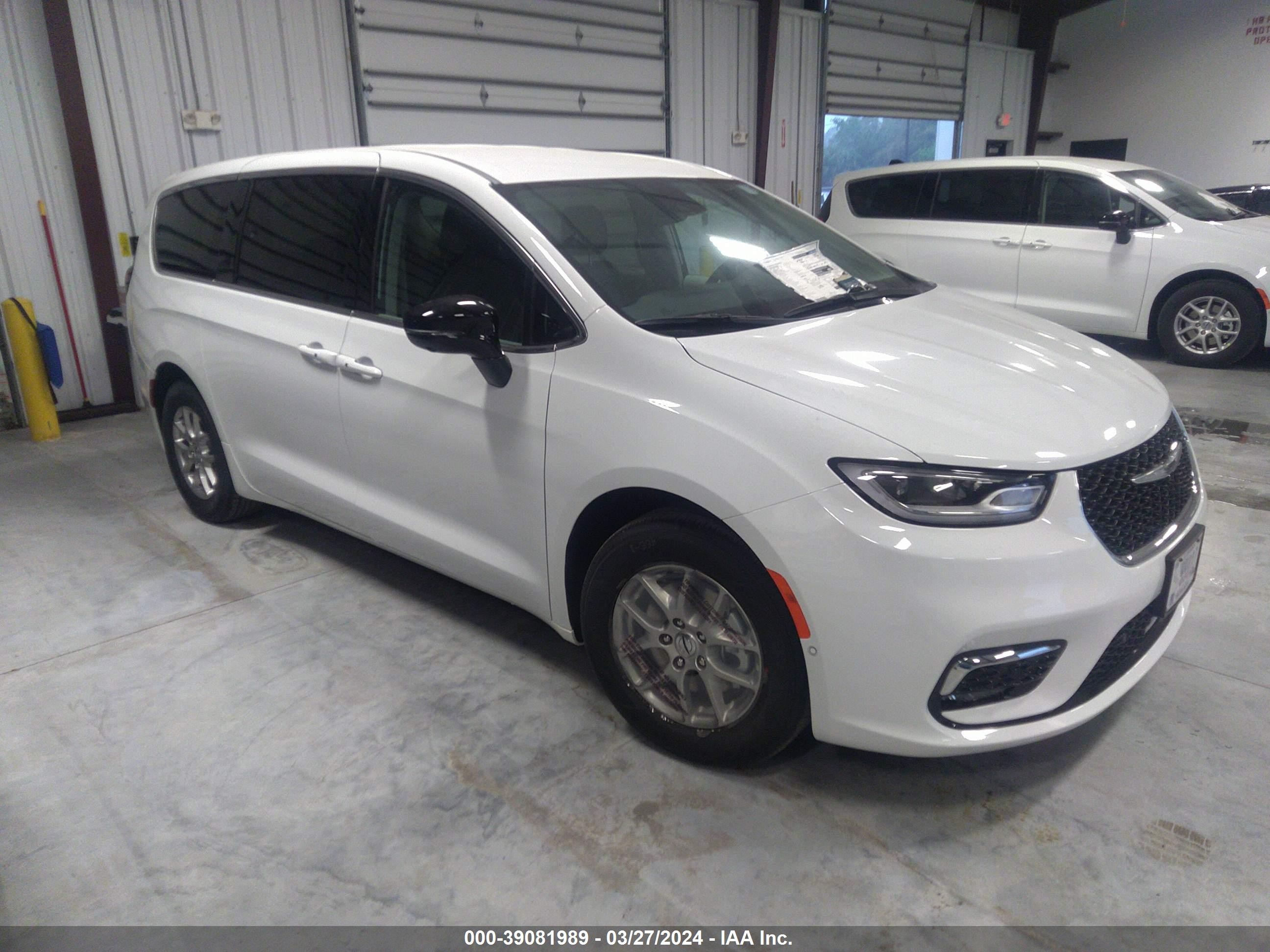 chrysler pacifica 2024 2c4rc1bgxrr132622