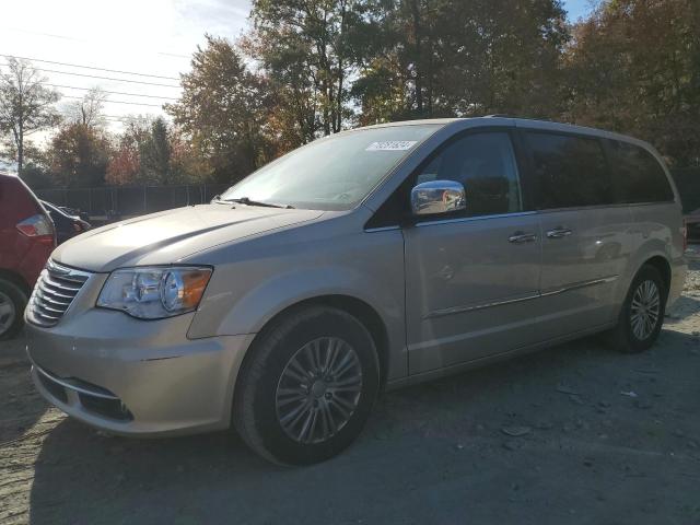 chrysler town & cou 2014 2c4rc1cg0er138812