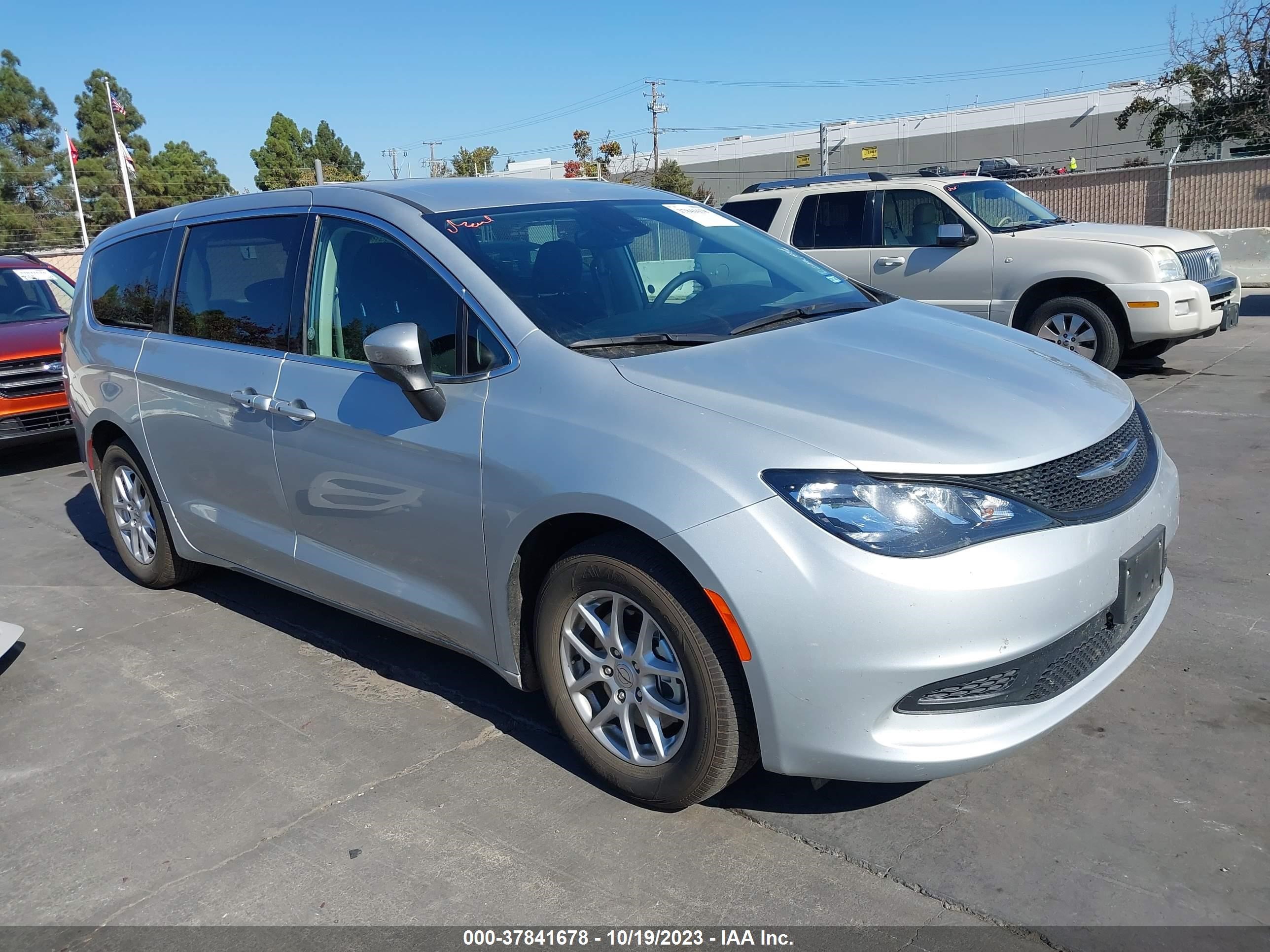 chrysler voyager 2023 2c4rc1cg6pr530258