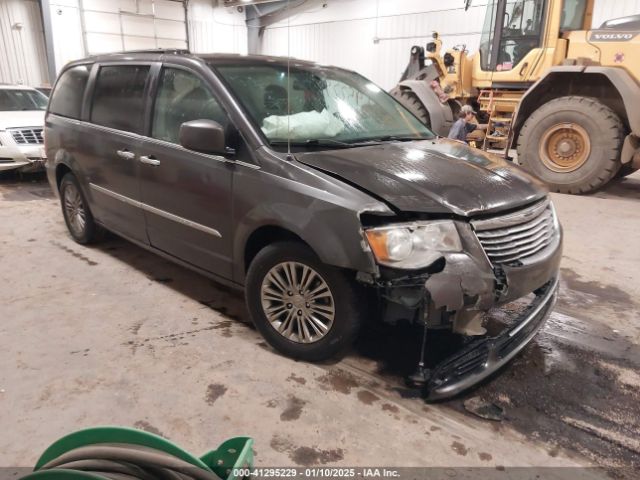 chrysler town and country 2015 2c4rc1cg7fr729687