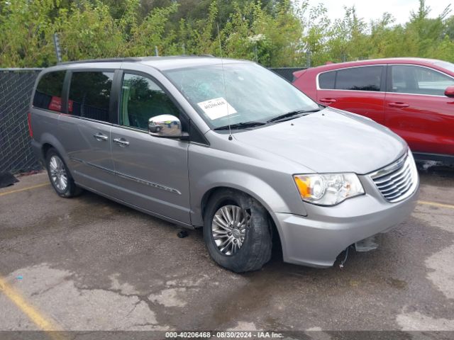 chrysler town and country 2015 2c4rc1cg8fr742528