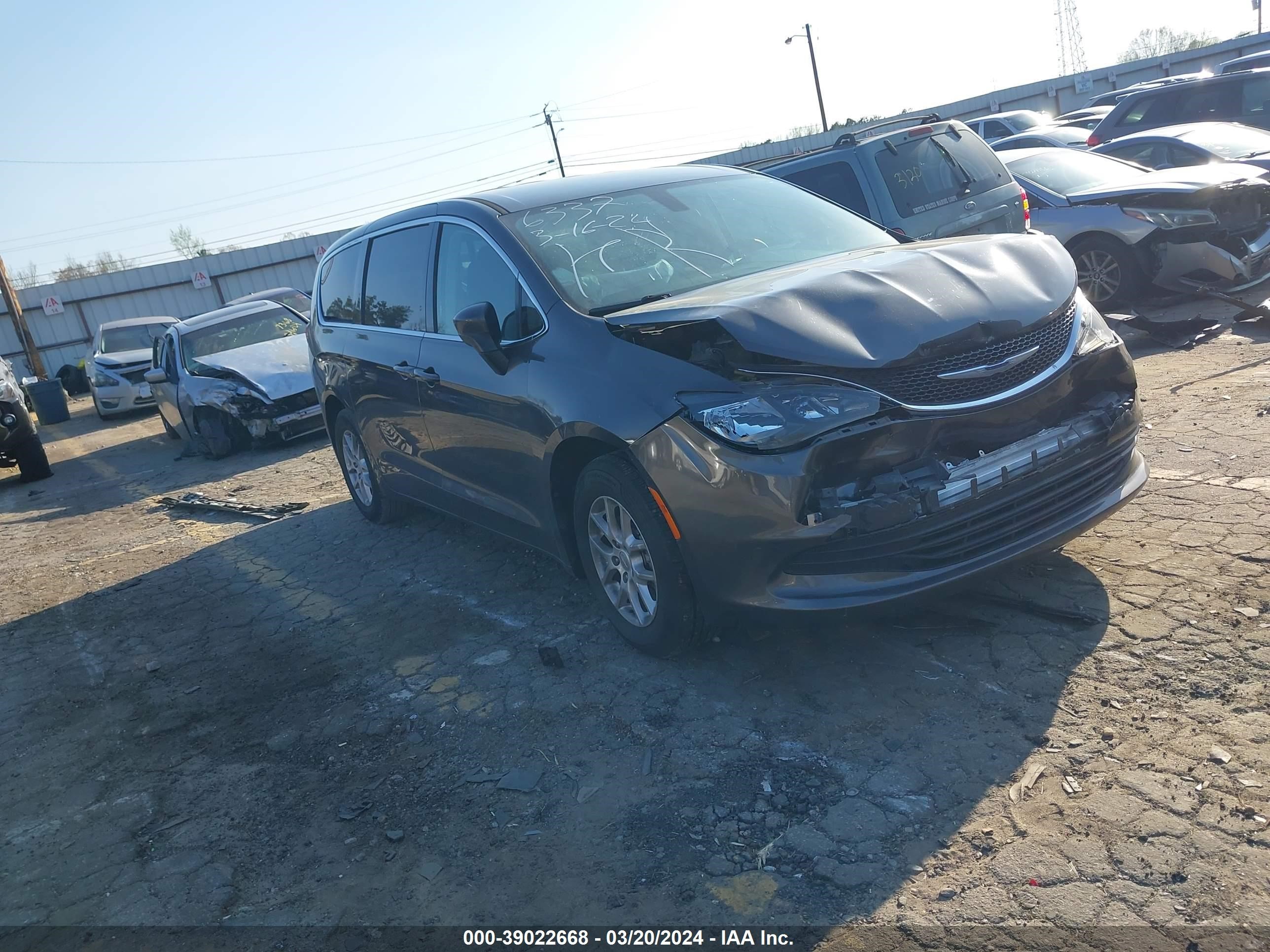 chrysler pacifica 2018 2c4rc1cg9jr106337