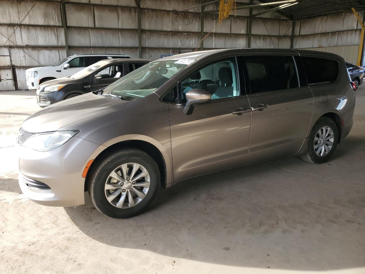 chrysler pacifica 2017 2c4rc1dg6hr588399