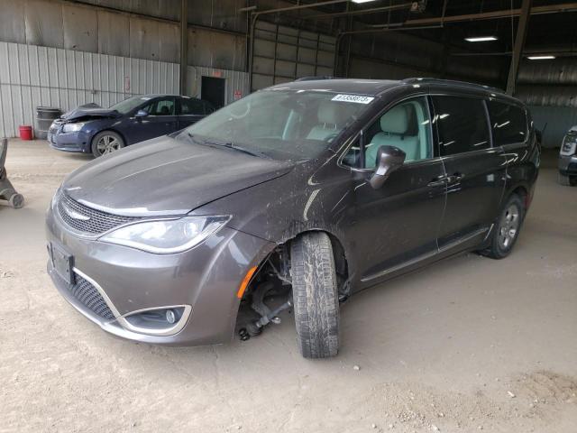 chrysler pacifica t 2017 2c4rc1eg0hr637837