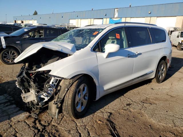 chrysler pacifica t 2017 2c4rc1eg0hr653522