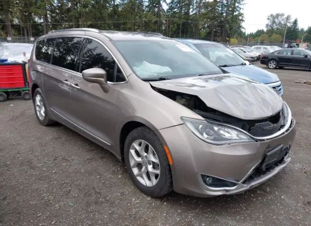 chrysler pacifica 2017 2c4rc1eg0hr759517