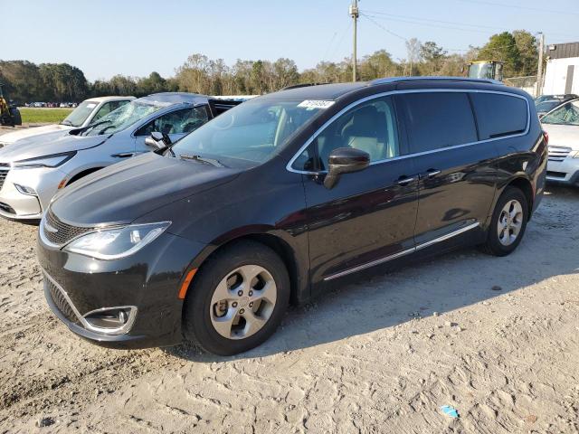 chrysler pacifica t 2017 2c4rc1eg0hr821918