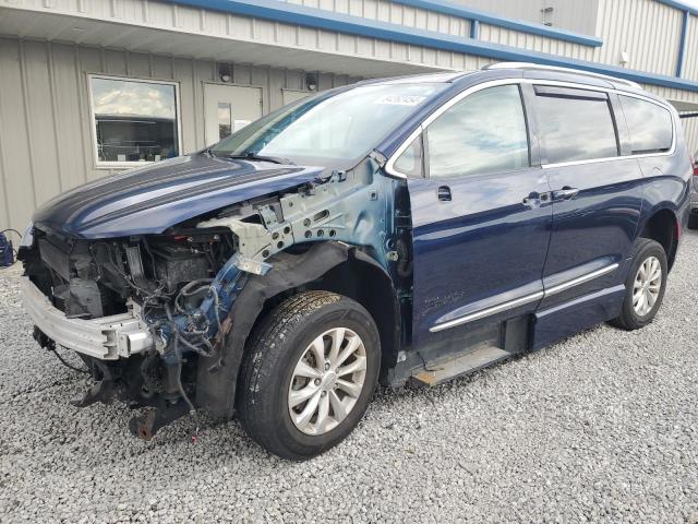 chrysler pacifica t 2018 2c4rc1eg0jr168125