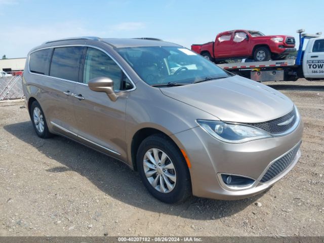 chrysler pacifica 2018 2c4rc1eg1jr107107